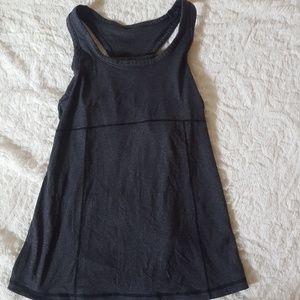 Maternity athletic top